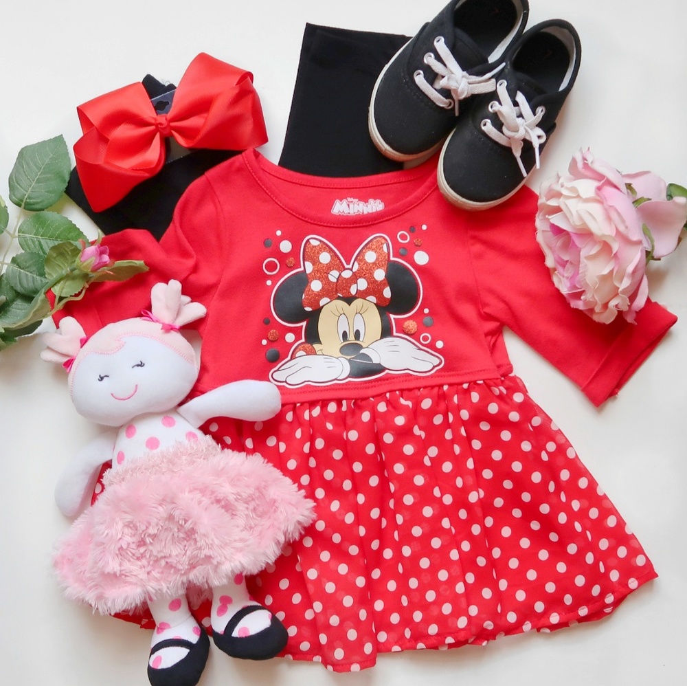 Minnie Mouse set 🌹